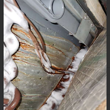 Rescue-in-the-Heat-How-a-Frozen-AC-Unit-Became-a-Simple-Fix 0